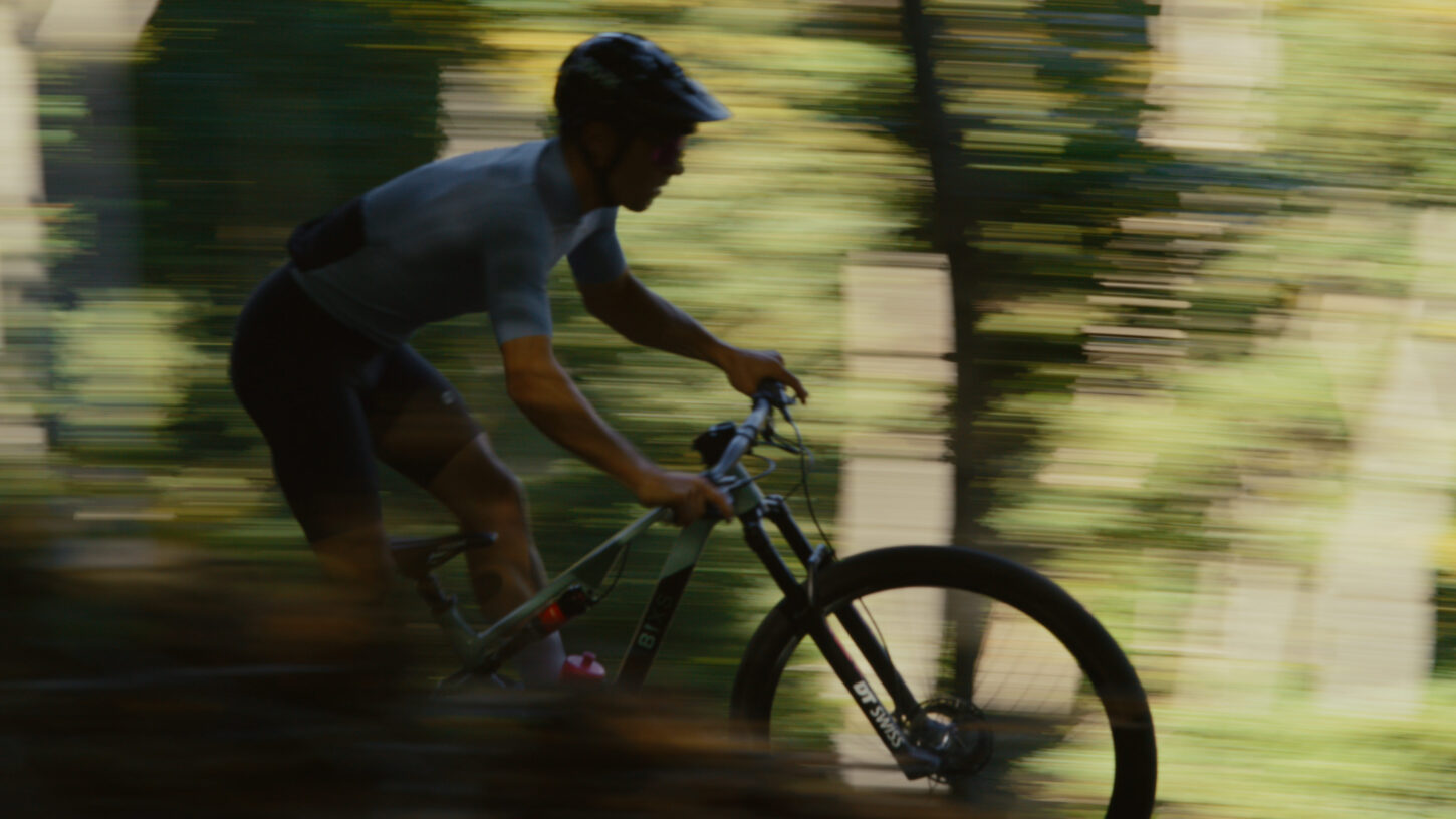 260212-ascona-locarno-bike-kampagne-herovideo-45s-16x9-grading-v1-nograin-rec709-gamma2-200-00-31-13standbild007